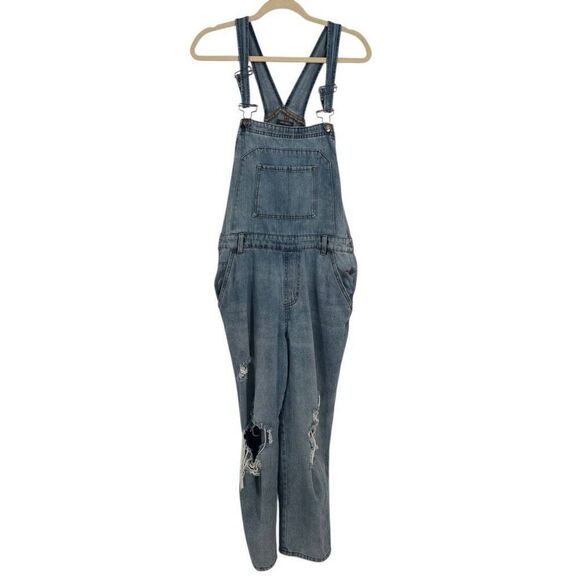 Wild Fable Distressed Denim Overalls Light Wash Size Large - Picture 1 of 11